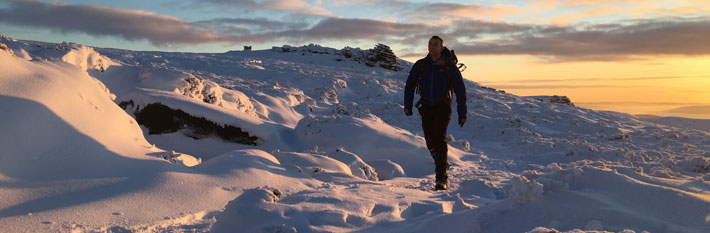 Alex Waddington in the snowy Peak District