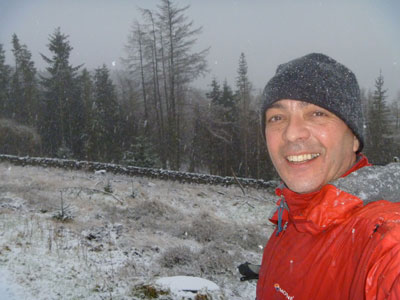 Si Homfray in the Peak District snow!